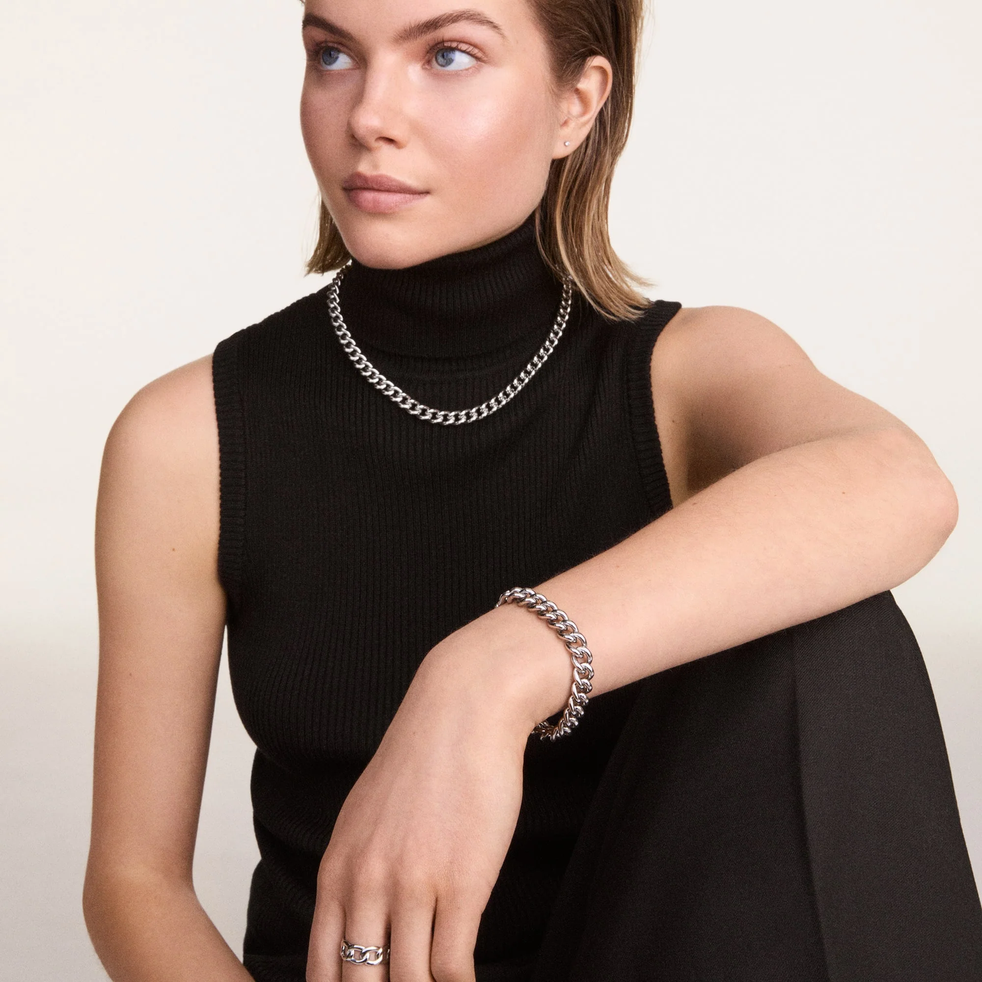 Chunky Chain Bracelet Silver - Image 4